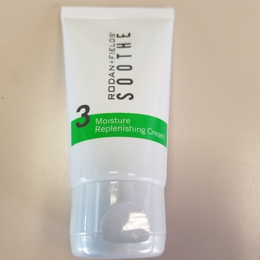 Rodan+Fields Soothe Moisture Replenishing Cream